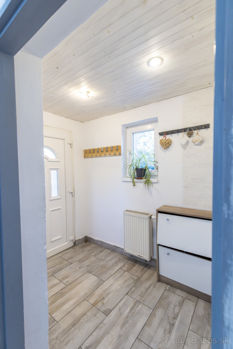 Na PREDAJ 5i RD v obci Milhosť - 18