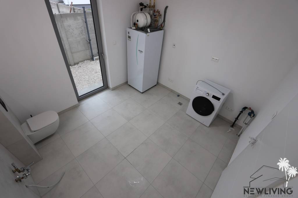 predaj 4iz. novostavby RD s garážou na Modrovke 1km od diaľn - 18