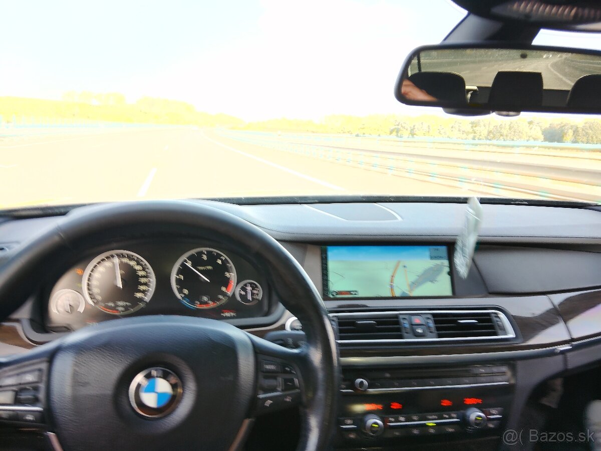 BMW 730d LONG F02 - 18