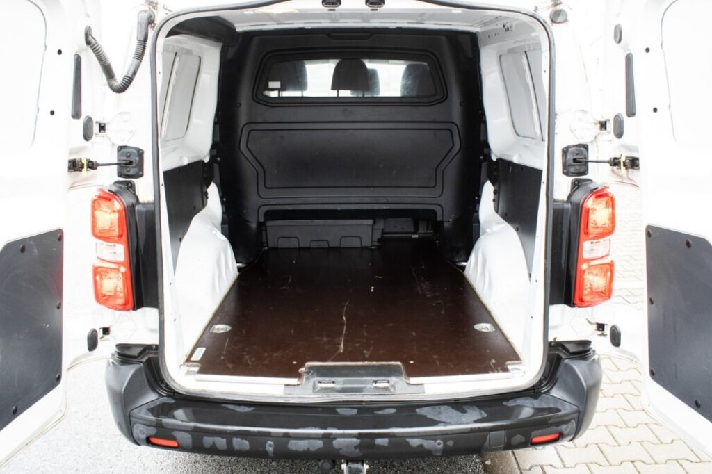 Toyota Proace 2.0 D-4D, 106kW (2022) - 18