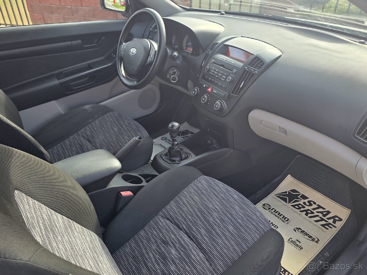 Kia ProCeed 1.4i / mod. 2009 / 130 tisíc KM - 18