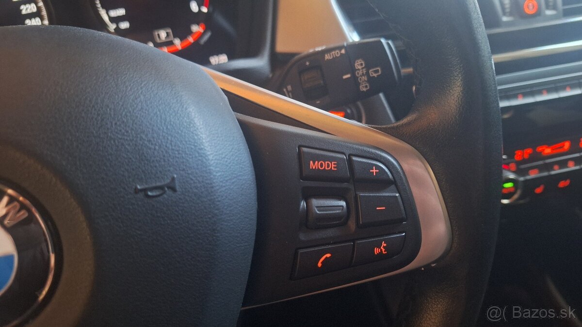 BMW X1 F48 - 18