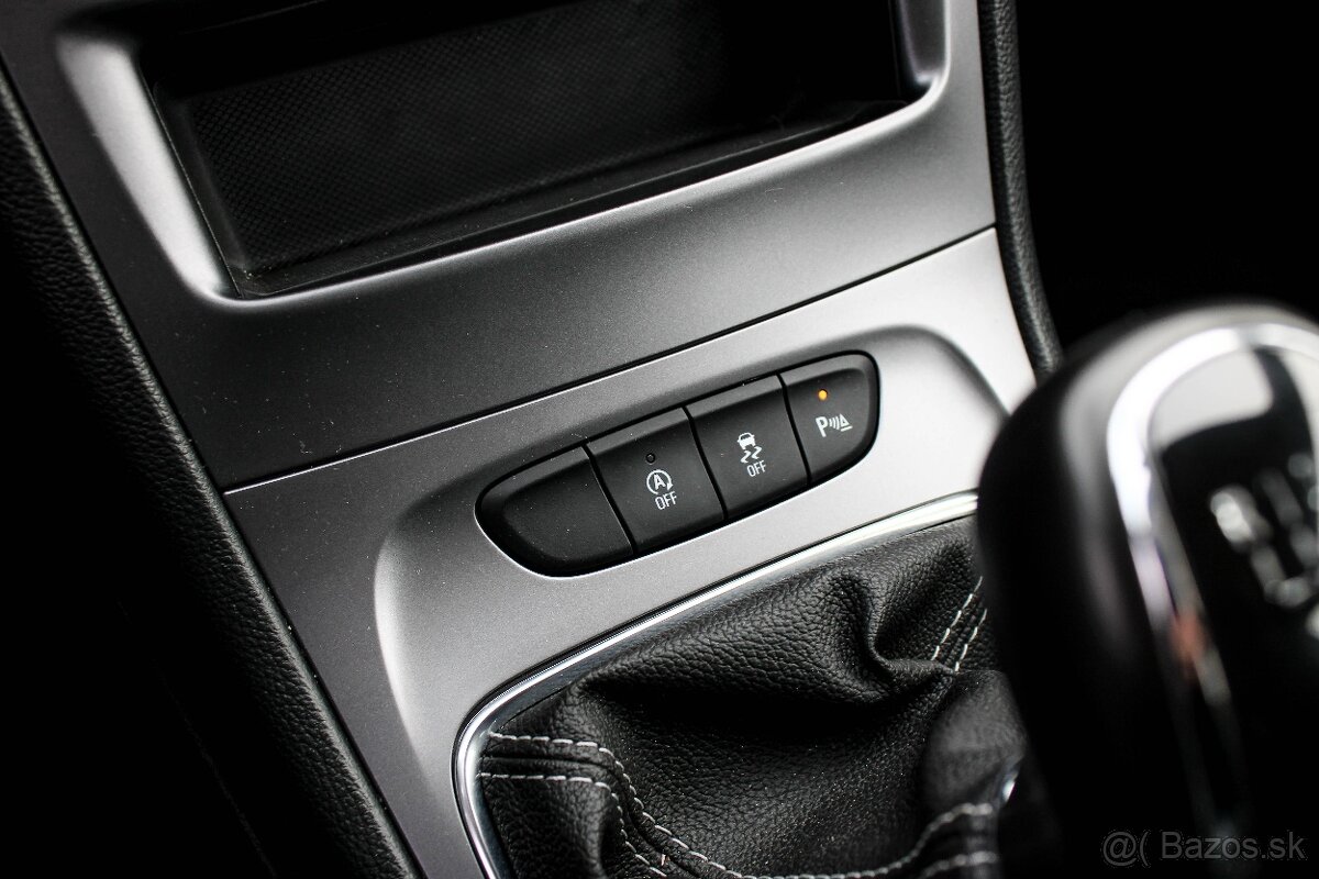 Opel Astra Sport Tourer 1.2 Turbo - 18