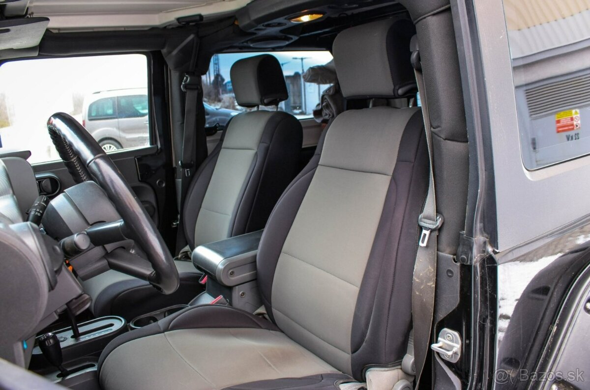 Jeep Wrangler 2.8 CRD Sport A/T - 18