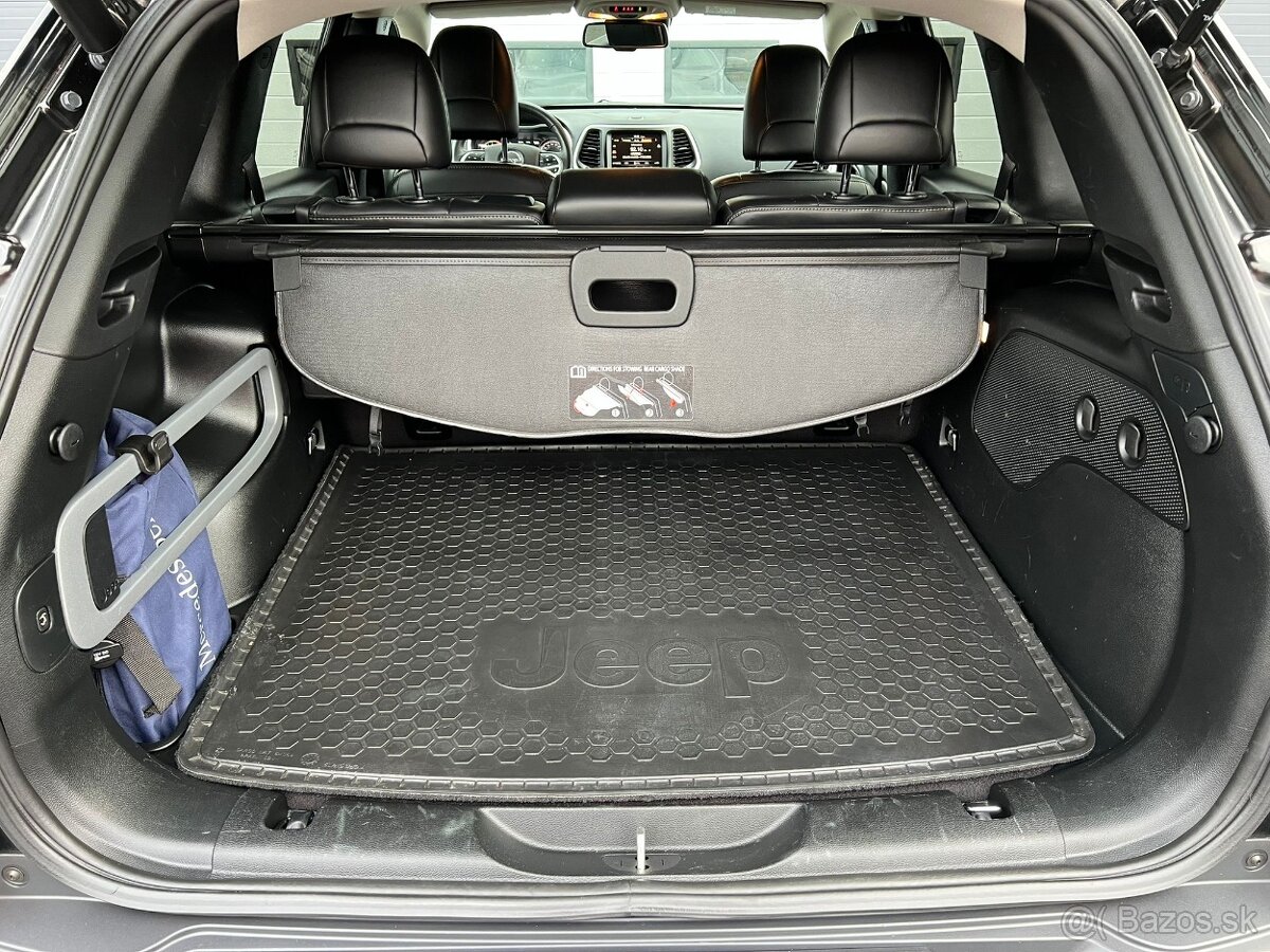 Jeep Cherokee 2.2 CRD 4x4, 88 000 km, ČR (Třinec) - 18