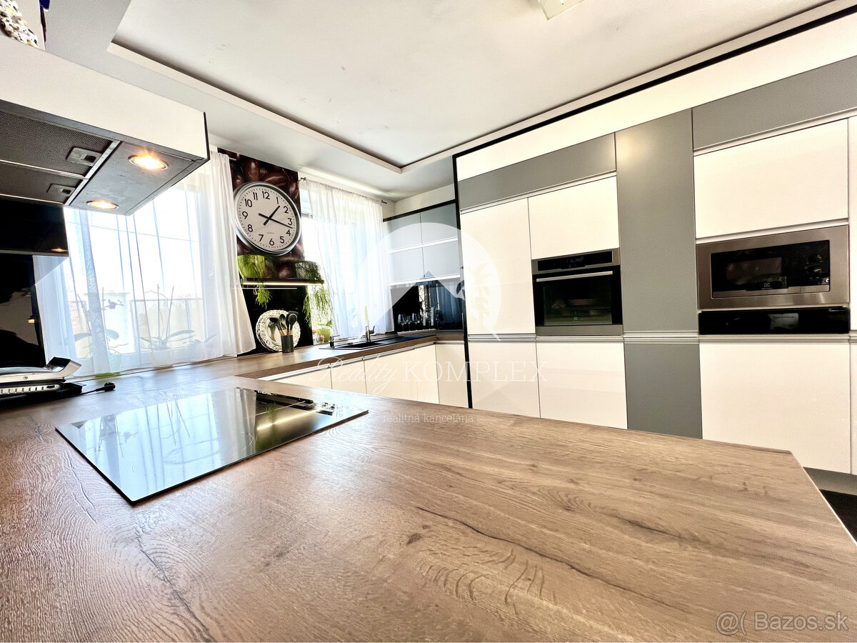 Reality KOMPLEX s.r.o. ponúka na PREDAJ priestrannú, moderne - 18
