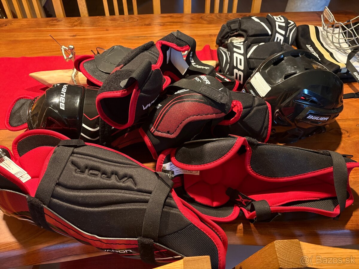 Hokejová výstroj Bauer nove - 18