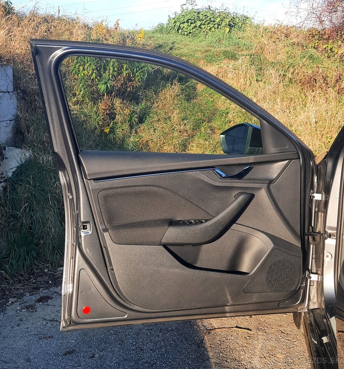 Predám Škoda Scala 1.5 TSI Monte Carlo DSG - 18