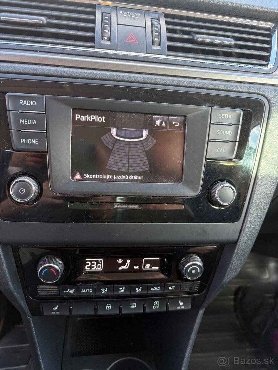 Škoda rapid Spaceback 1.4tdi - 18