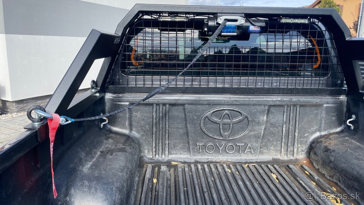 TOYOTA HILUX 2.4DI-D - PREDAJ AJ NA SPLÁTKY - 18