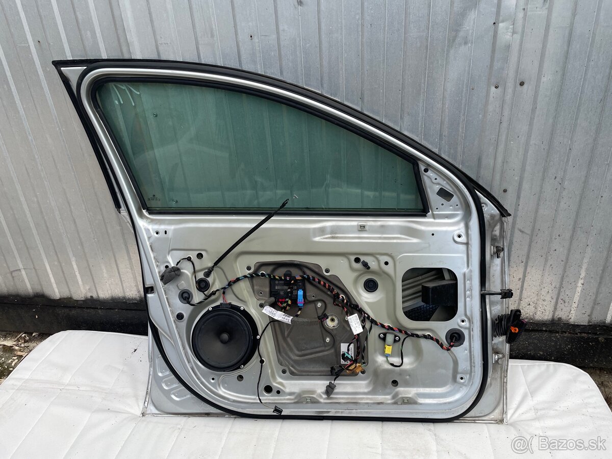 Dvere škoda Superb 2 Octavia 2 - 18