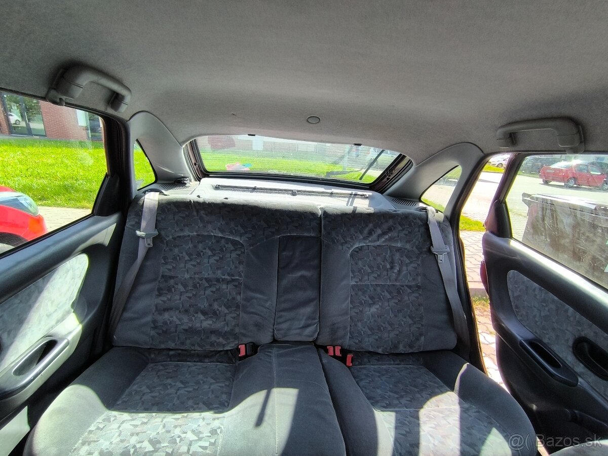 Renault Laguna 1.8 - 18