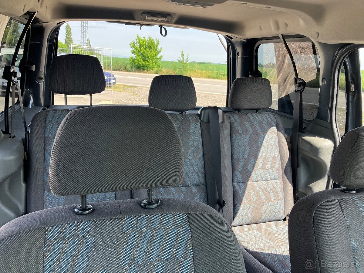 Ford Connect 1.8TDCI, 5-Miestne - 18