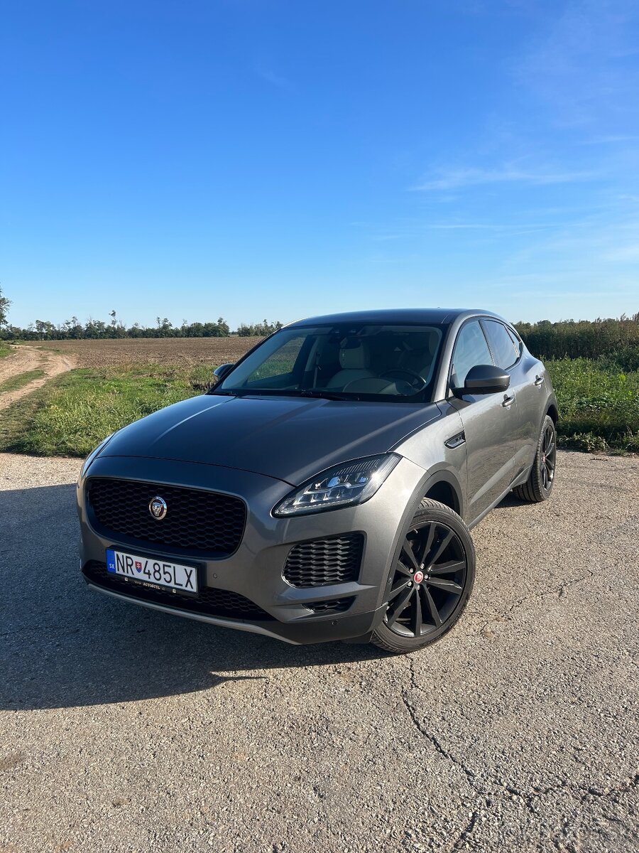 JAGUAR E-PACE 2,0 D 8/2018 automat 4x4 - 18