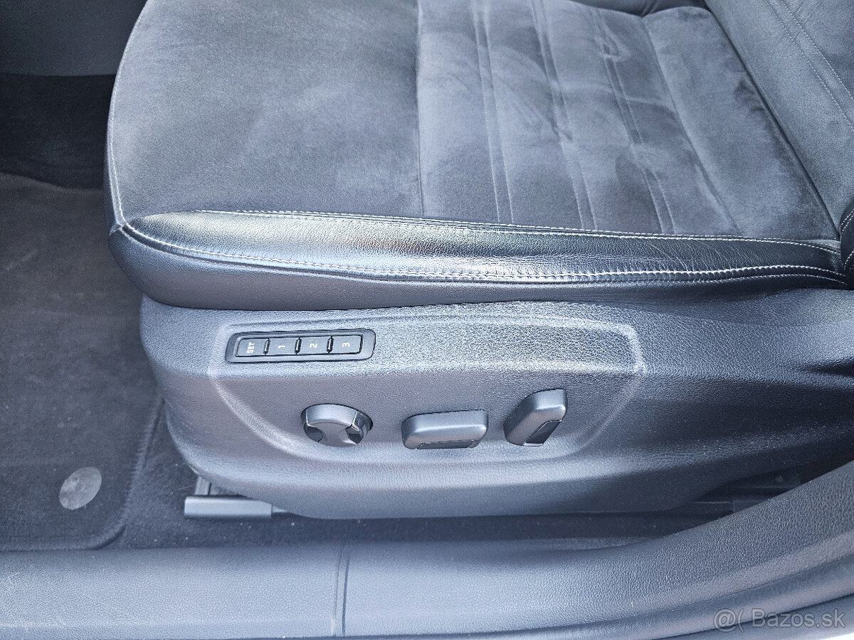 Skoda Octavia Combi Scout 2.0 TDi DSG 4x4 135 kW, r.2019 - 18