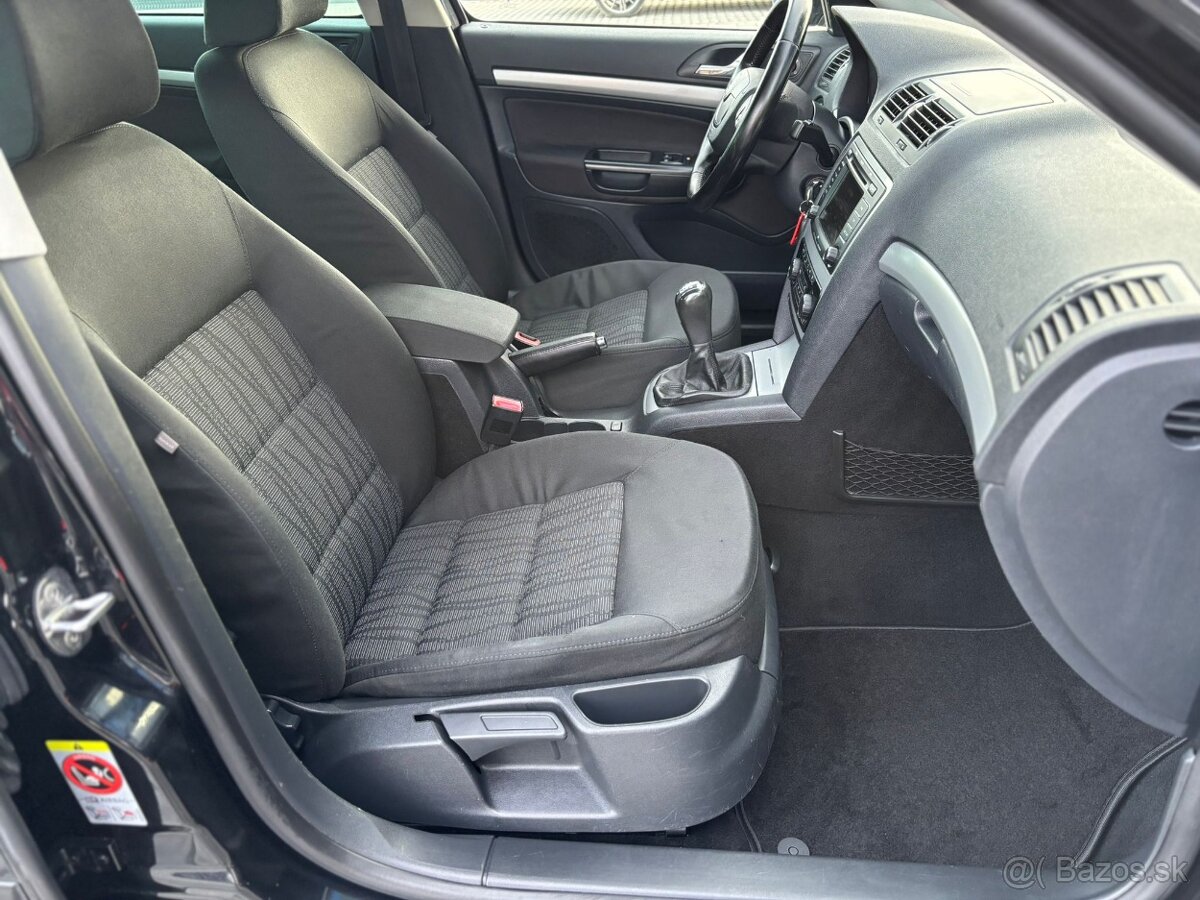 Škoda Octavia Combi 1.9 TDI Elegance 2009 268000km - 18