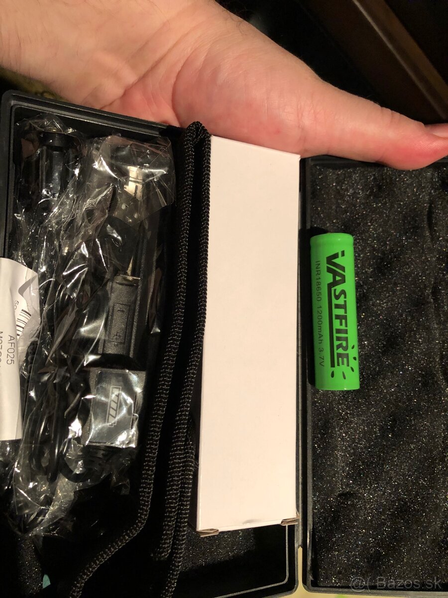 Taktické Led Baterky (1 režim) - 18