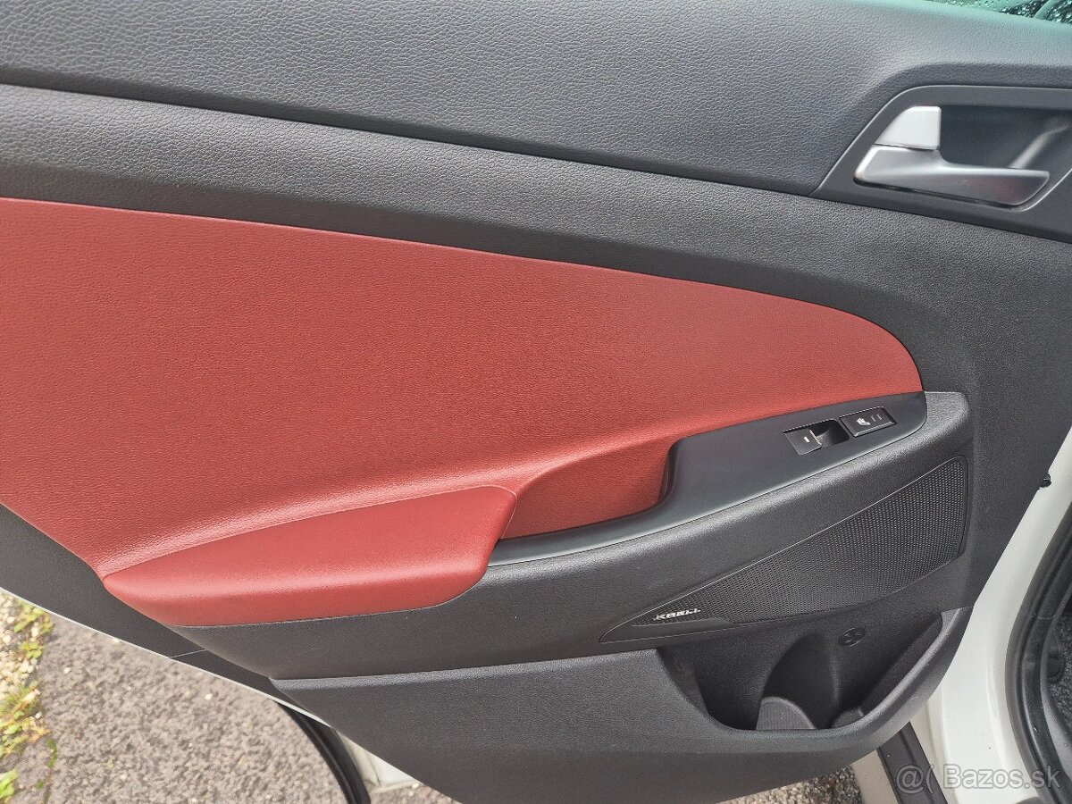 HYUNDAI TUSCON 2.0 CRDi NAFTA + HEV - 18