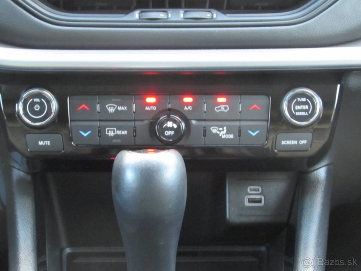 Jeep Compass 1.5 e-Hybrid Limited A7 - vozidlo v zaruke - 18