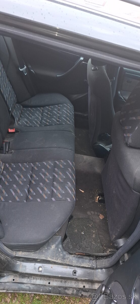 NA PREDAJ MERCEDES BENZ-C180 - 18