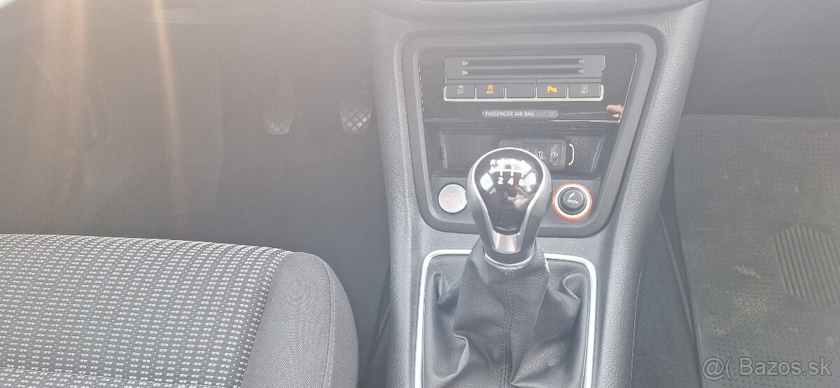 Seat Alhambra 2.0 TDI 7-miestny - 18