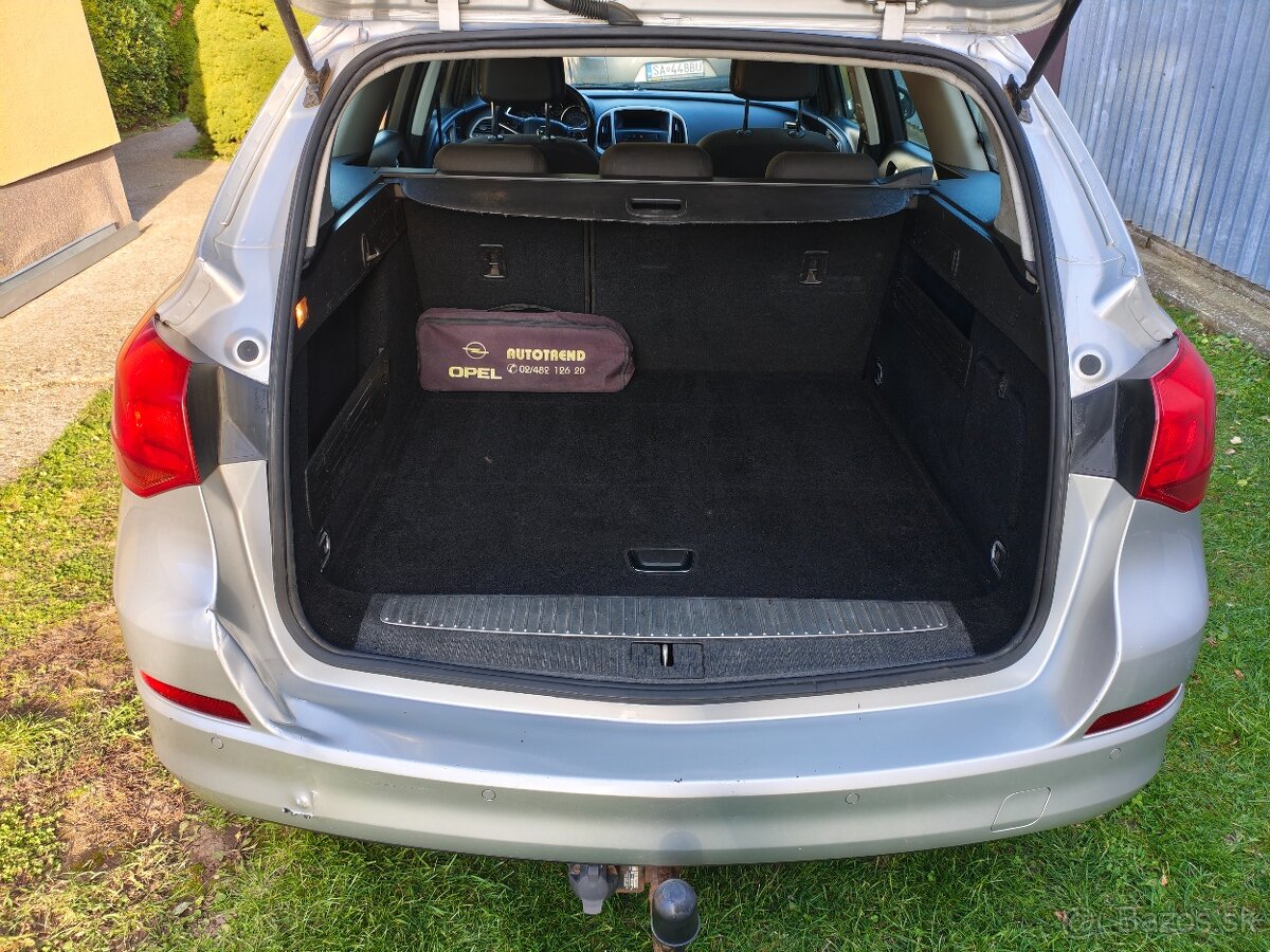 Opel Astra J Sport Tourer 1.7 CDTI 92kW - 18