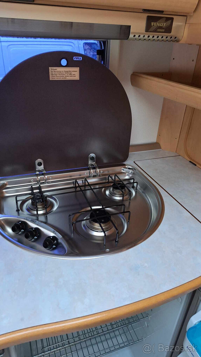 Predam obytny prives FENDT SAPHIR s predstanom - 18