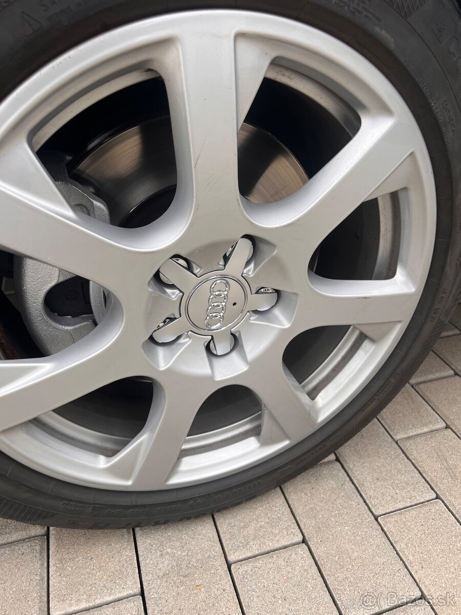 7 miestny / DSG / Highline / Alcantara / Navi / SK SPZ - 18