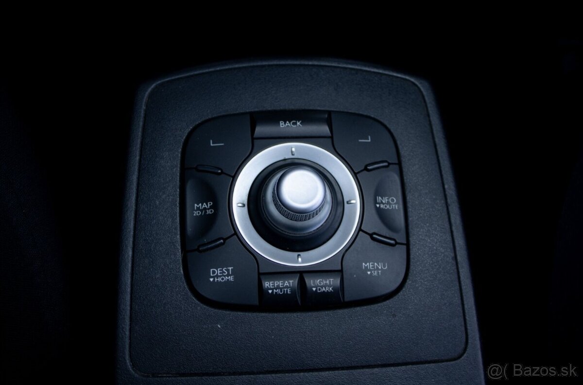 Renault Mégane Scénic 1.5 dCi 81 kW A/T - 18