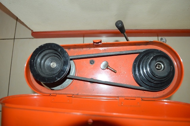 predam - stolova vrtacka EKA - 18