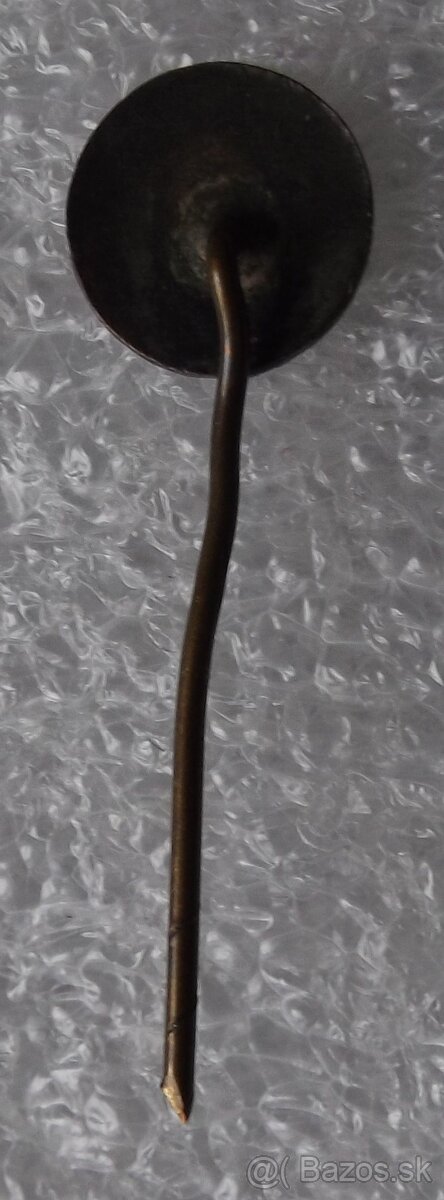 odznaky - armáda, spolky, šport i iné - 18