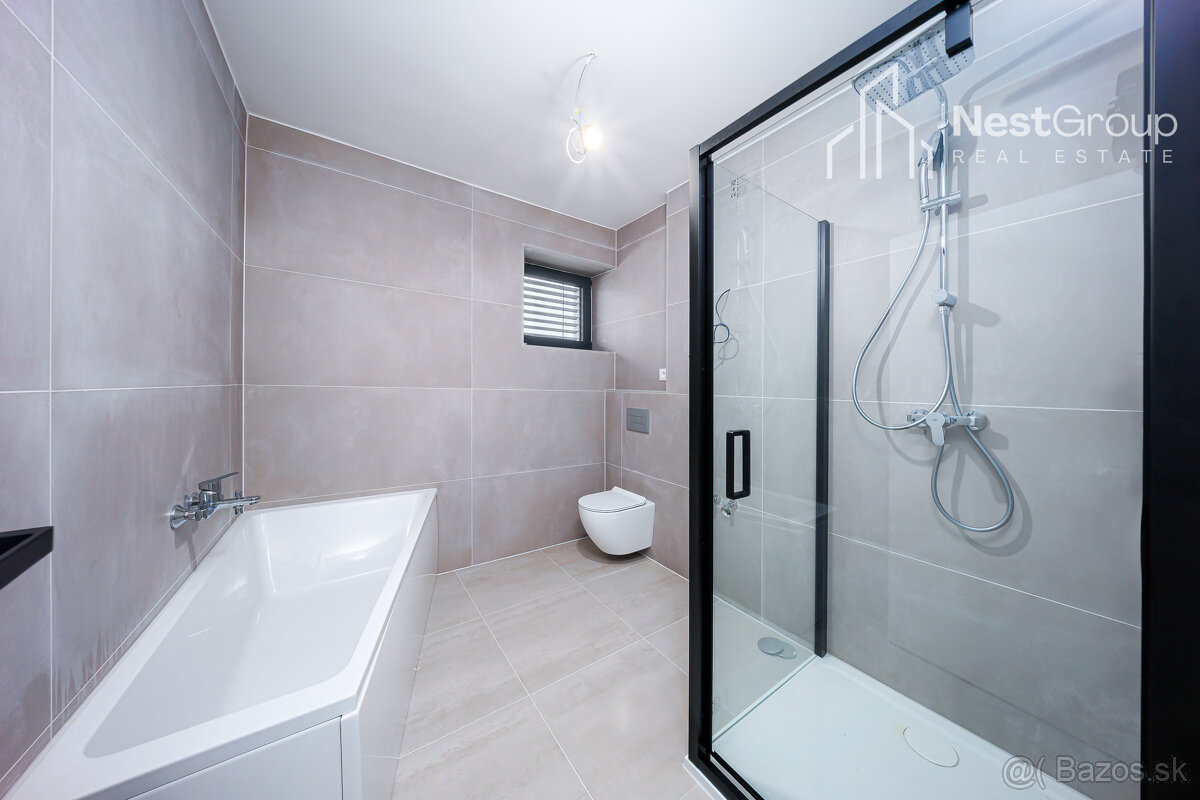 VEĽKÝ 5- IZBOVÝ RD KOMPLETNE ZREKONŠTRUOVANÝ, DVOJGARÁŽ - 18