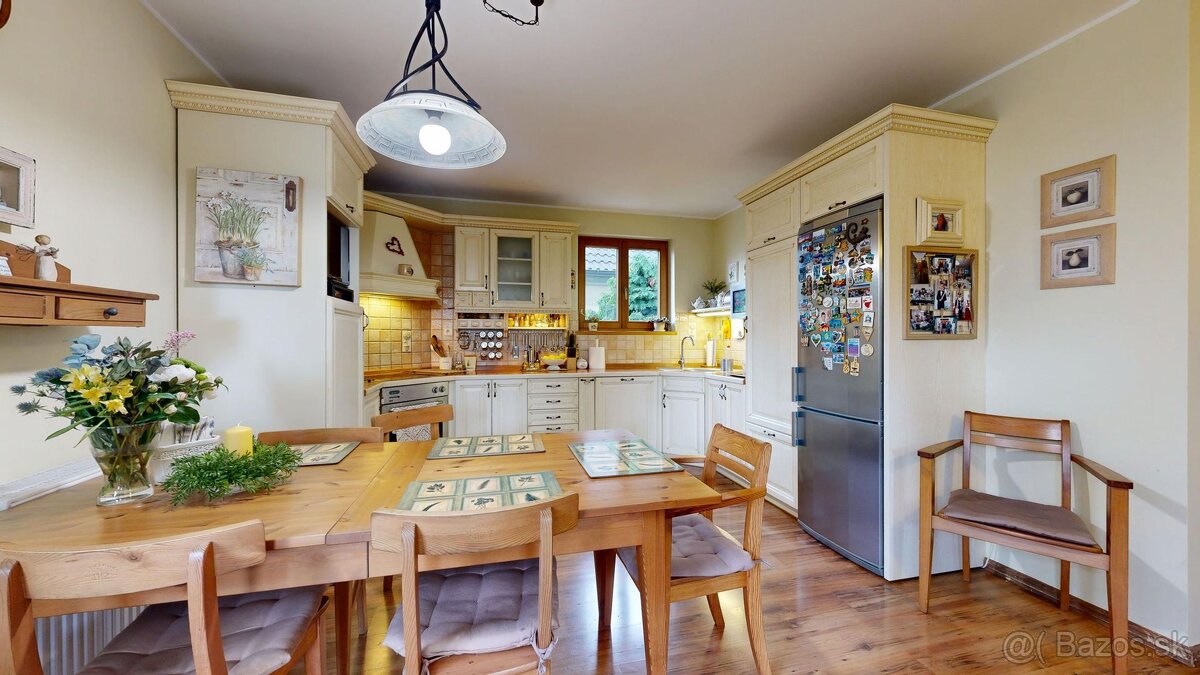 EXKLUZÍVNE V RK CASMAR – Na predaj veľmi pekný rodinný dom v - 18