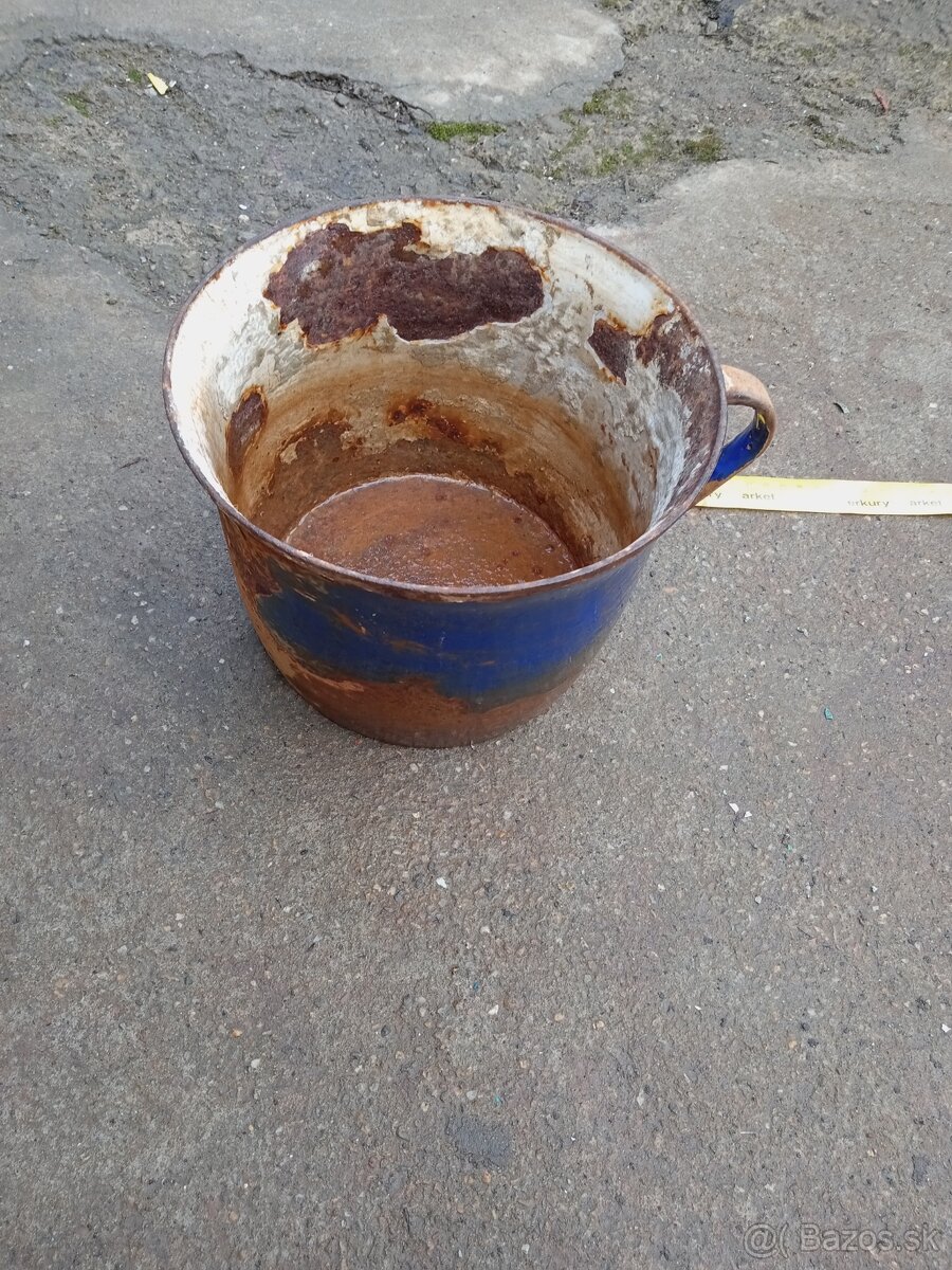 Staré hrnce znak uhorsky - 18