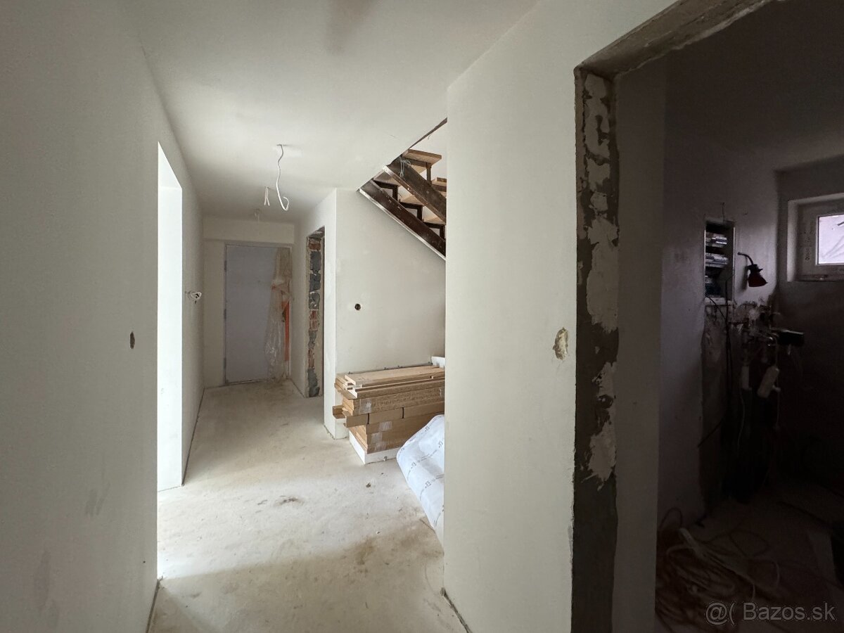Rozostavaný rodinný dom v obci Nižná Polianka, Bardejov - 18