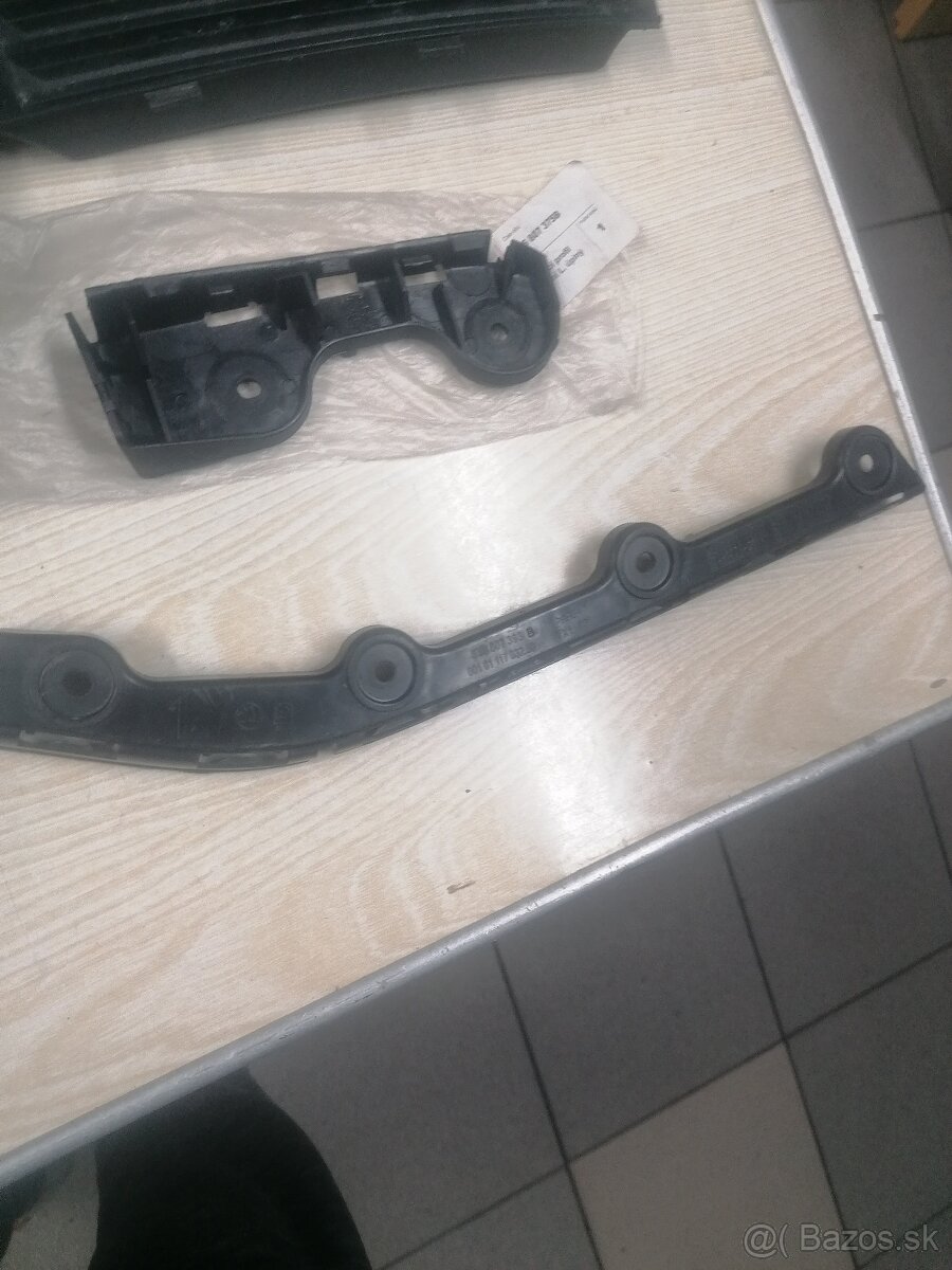 Lišta, Držiaky, zaslepka Naraznika Fabia1, L. - 18