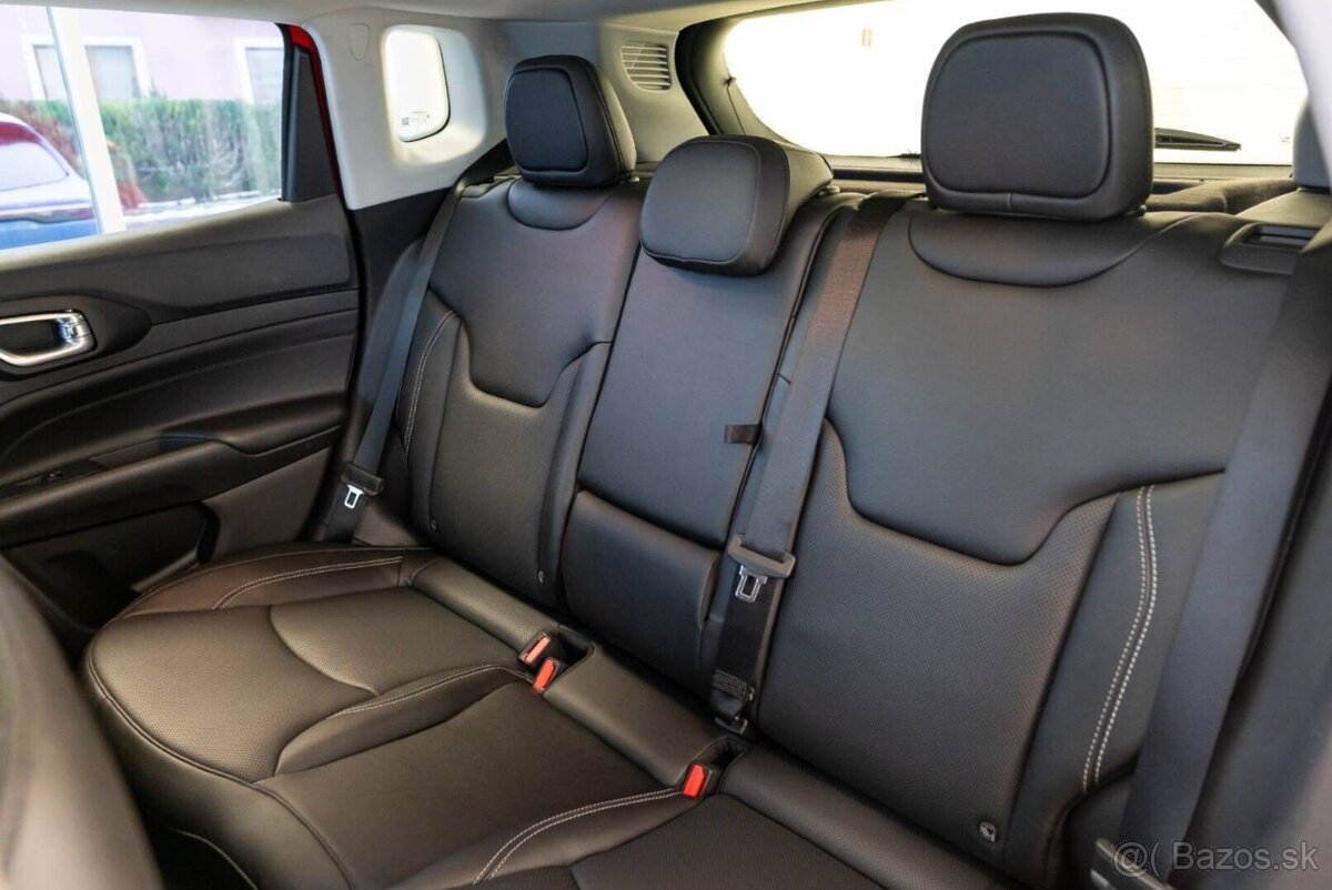 Jeep Compass 1.5 e-Hybrid Summit A/T - 18