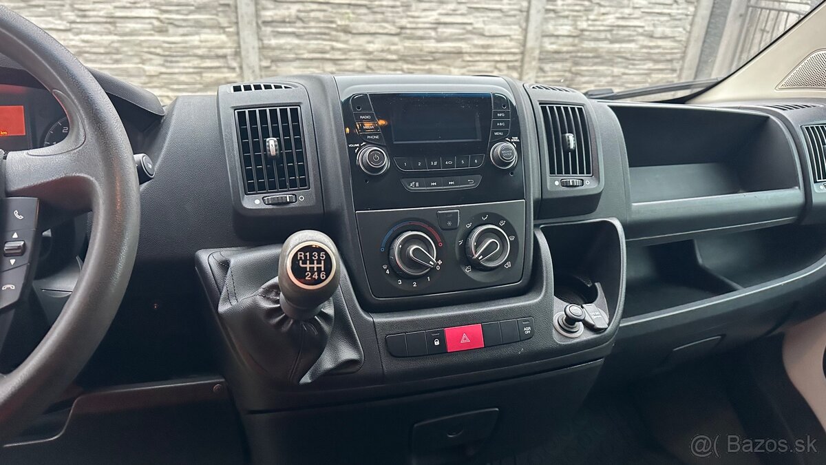 Citroën Jumper 2.2 96 kW - 18