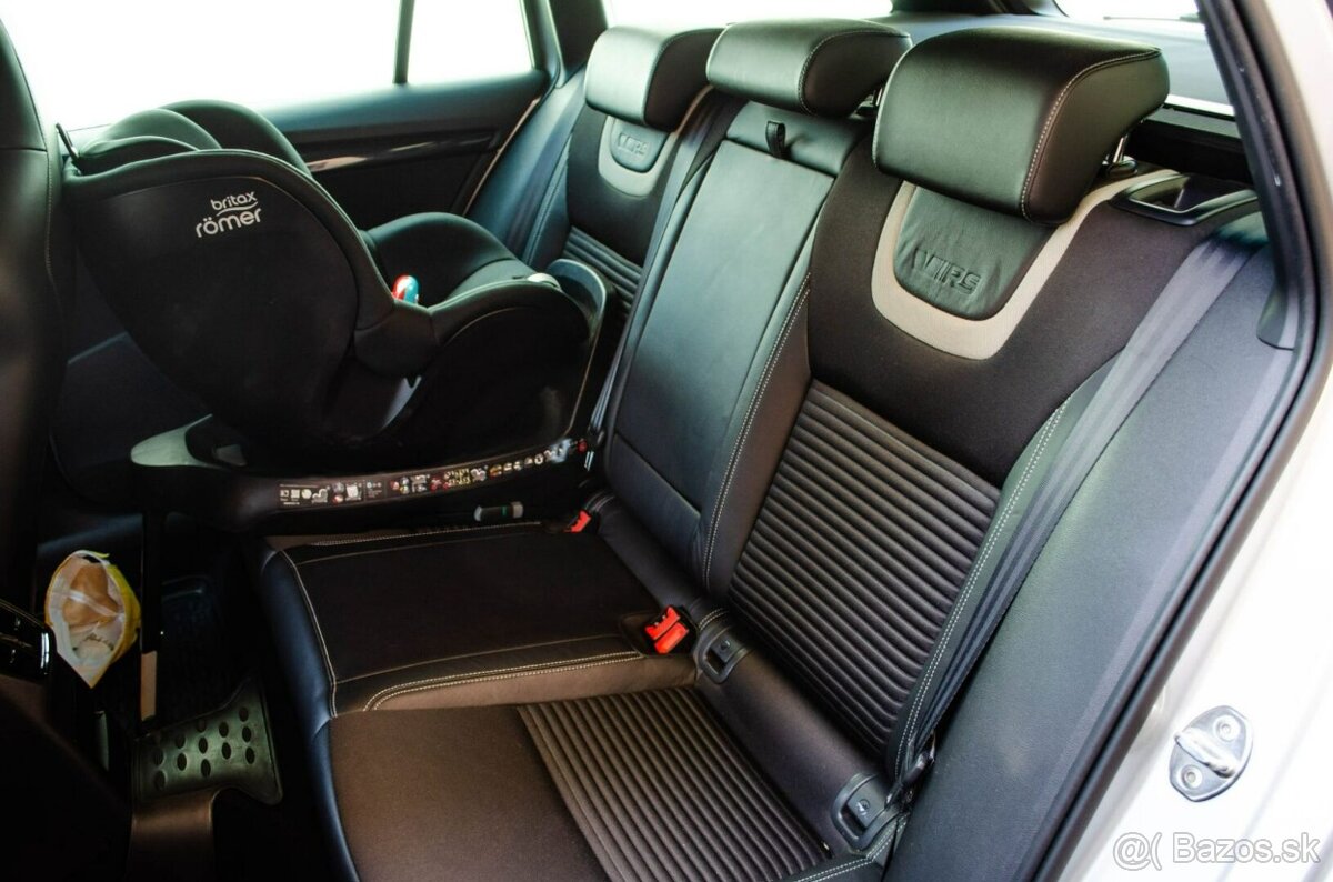 Škoda Octavia 3 Combi 2.0 TDI DPF RS DSG - 18