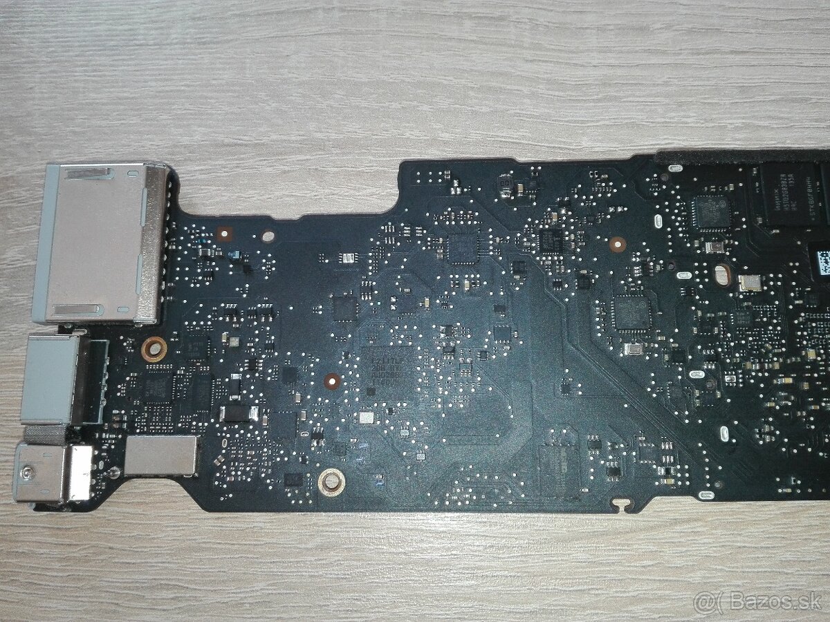 Apple MacBook Air.Mid 2011.A1369. EMC 2469. - 18