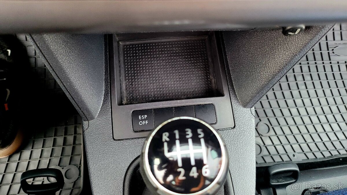 Volkswagen Touran 1.9 TDI-77 kw - 18