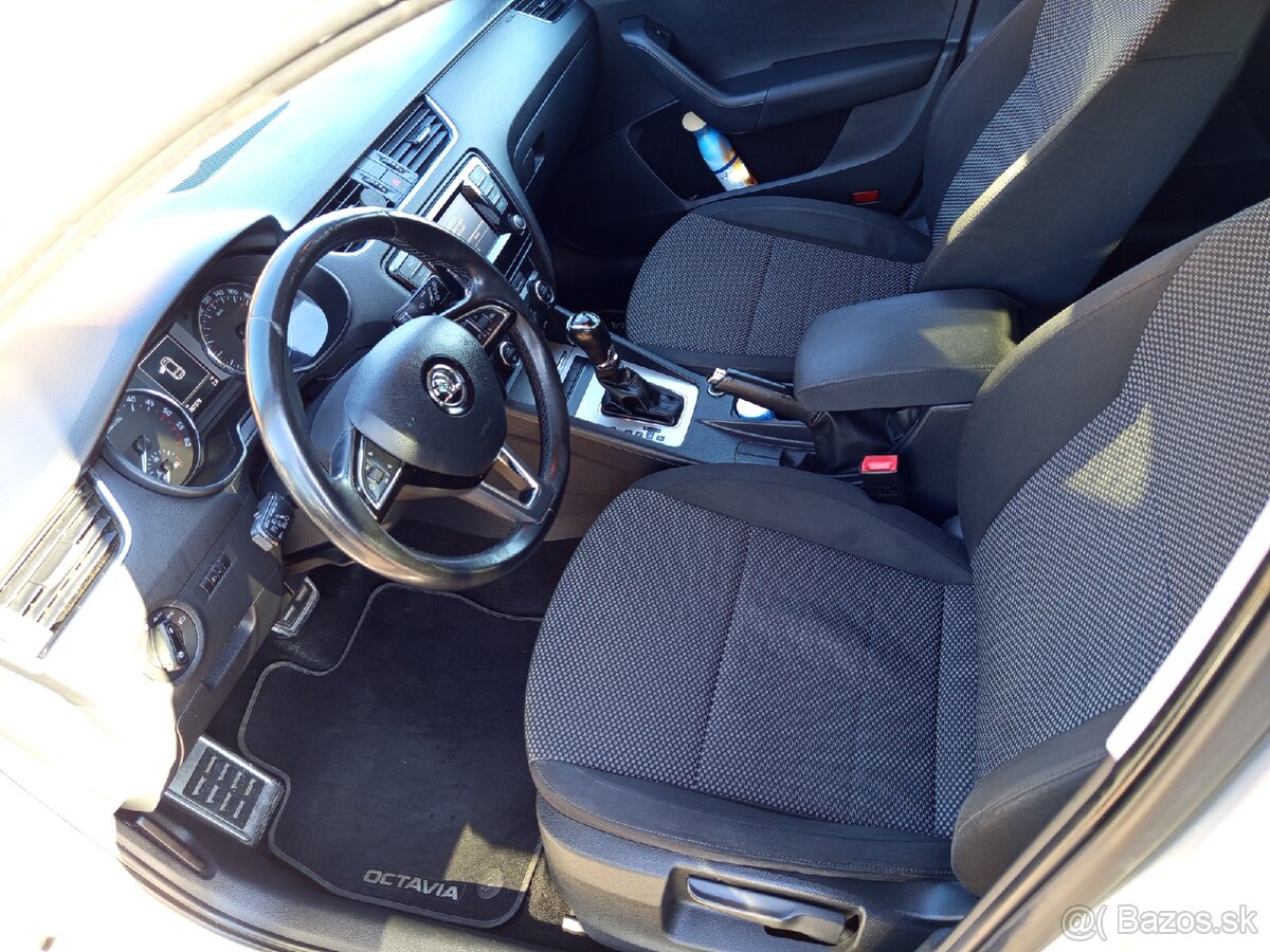 Škoda Octavia 3 Combi 2.0TDi DSG - 18
