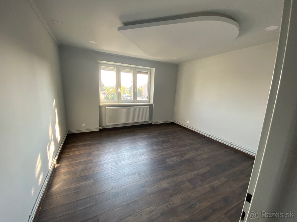 Rekonštrukcia domu / bytu - 18