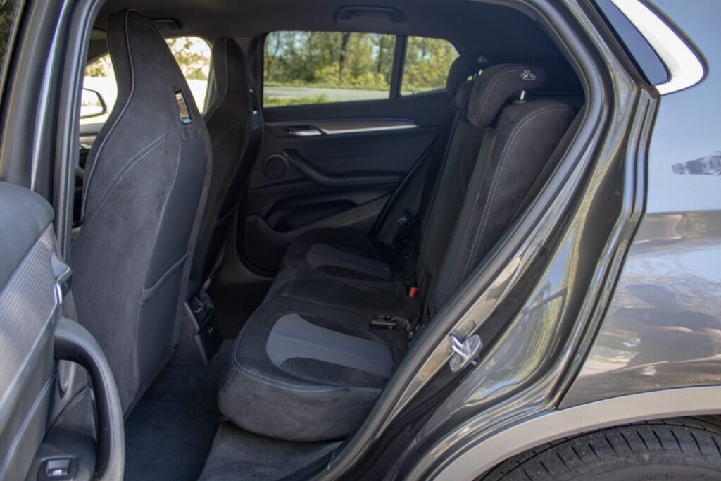 BMW X2 xDrive20i - 18