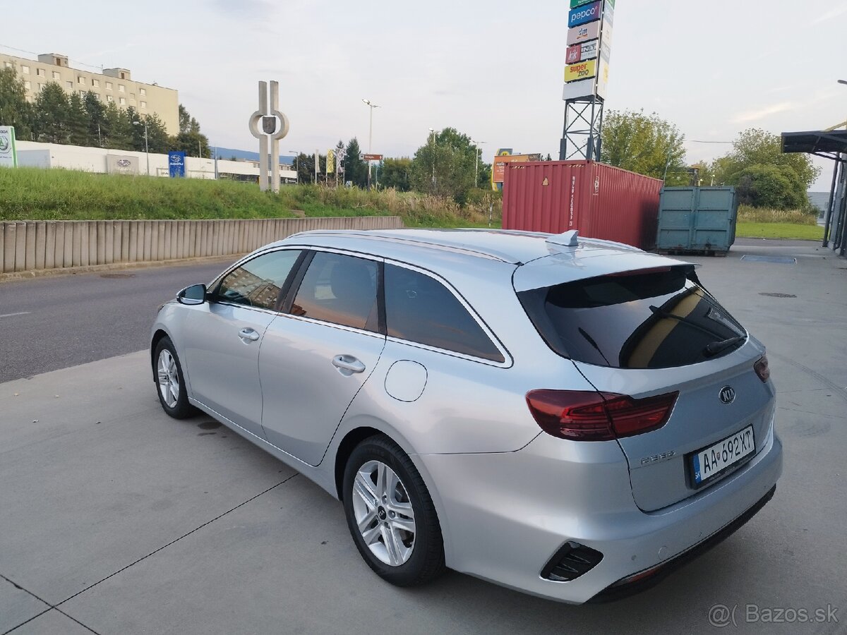 kia ceed sw - 18