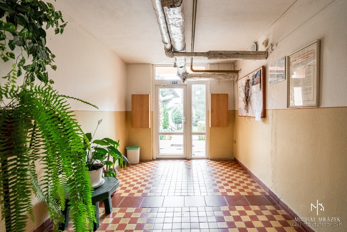 Ponúkame Vám exklizívne na predaj 4i byt po čiastočnej rekon - 18