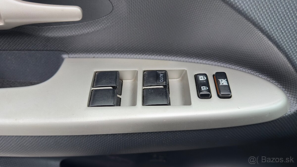 Toyota urban cruiser 1,3 benzin - 18