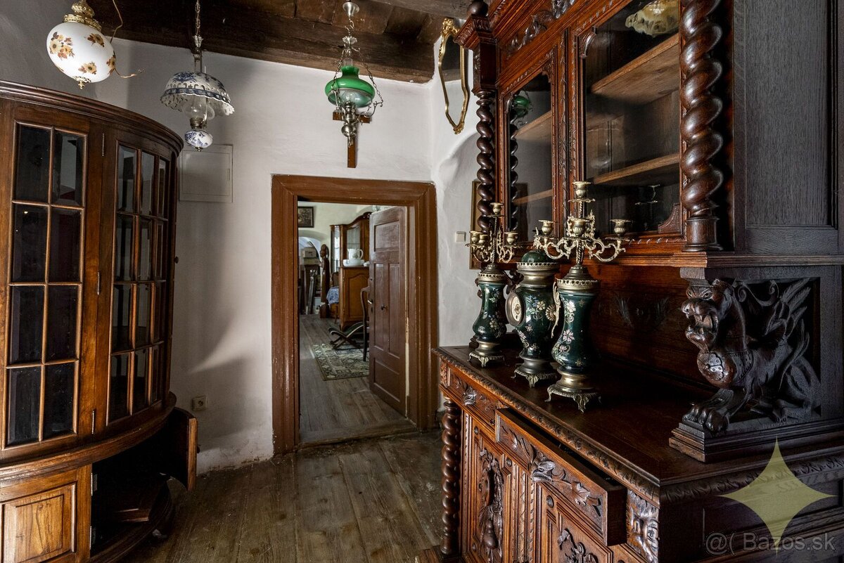 Historický rodinný dom v srdci obce Štiavnické Bane - 18