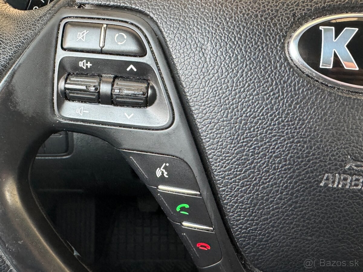 Kia Cee´d SW 1.0 CVVT - 18