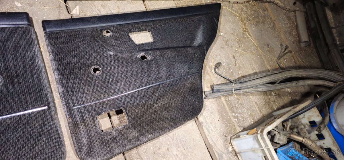 Sedačky + tapacíre jetta mk2 - 18